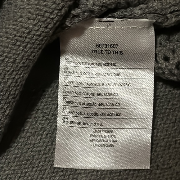 Volcom Sweater - Picture 5 of 6